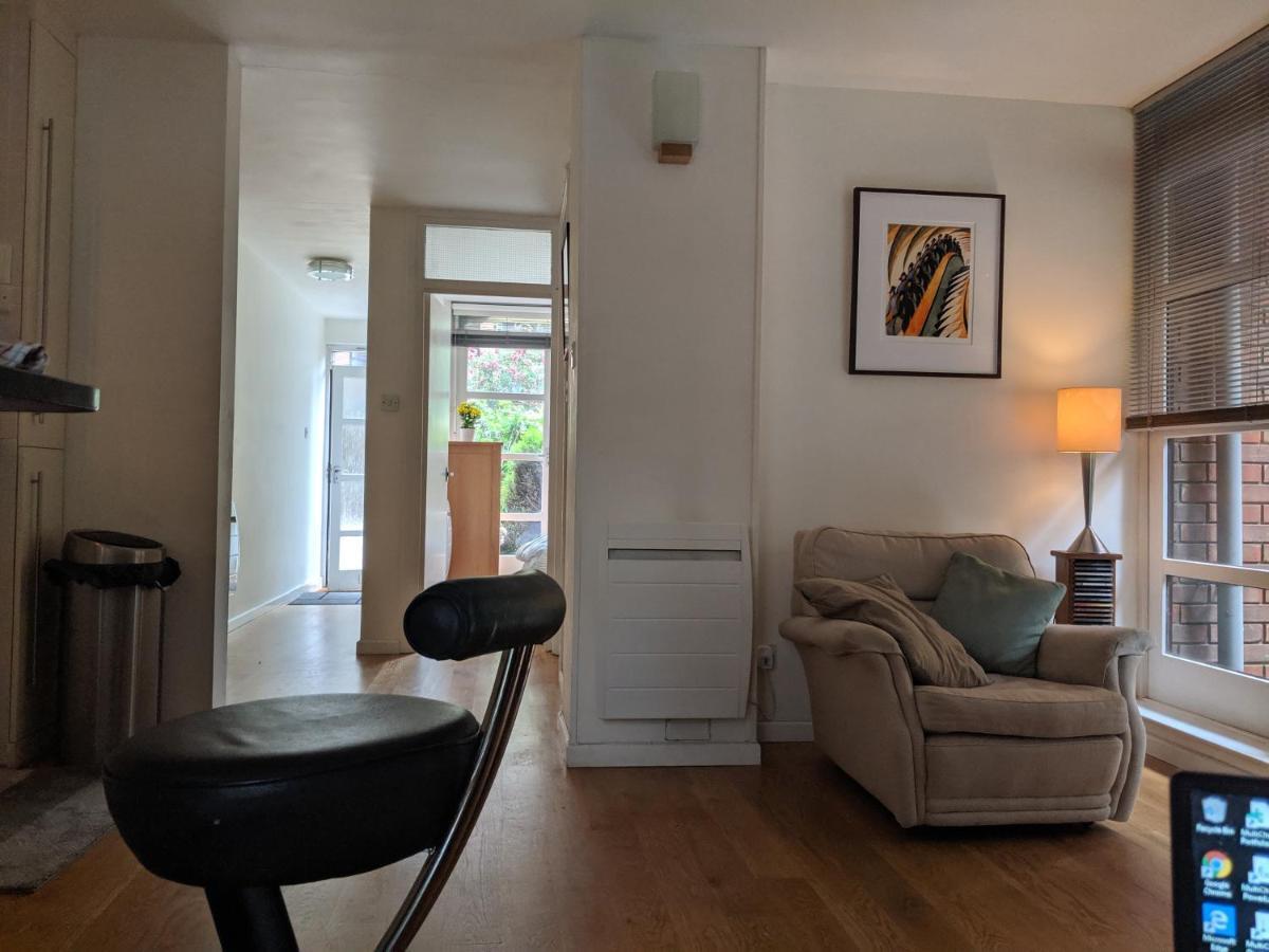 Rotherhithe Apartment Near Park And River ロンドン エクステリア 写真